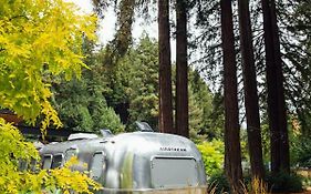 Autocamp Hotel